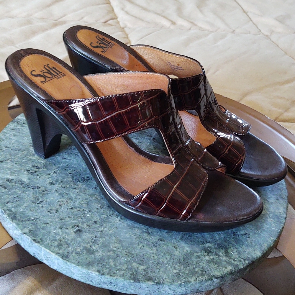 Sofft Patent Leather Mule Heels Brown 9